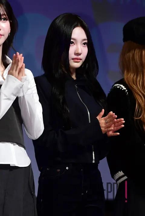 Ning Ning (aespa) — Stage Greeting
