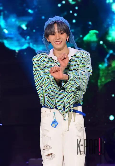 N-Sign Lawrence — Showcase
