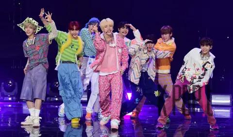 N.SIGN — Showcase