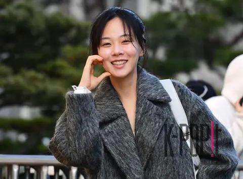 Bibi — Music Bank