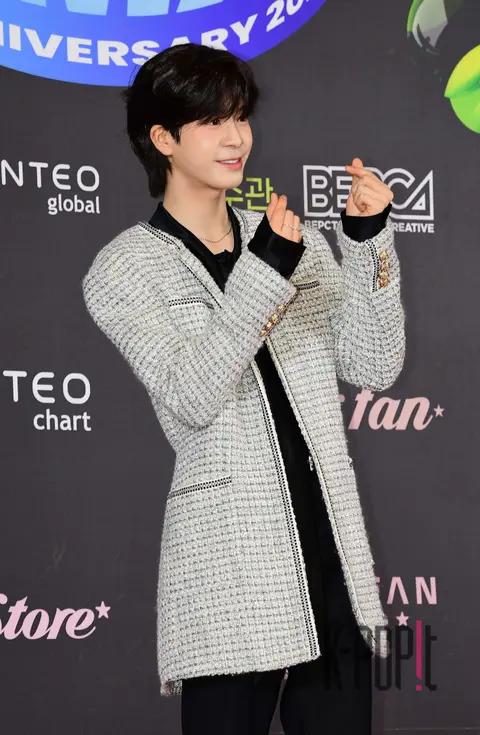 Jung Dong-won — Hanteo Music Awards