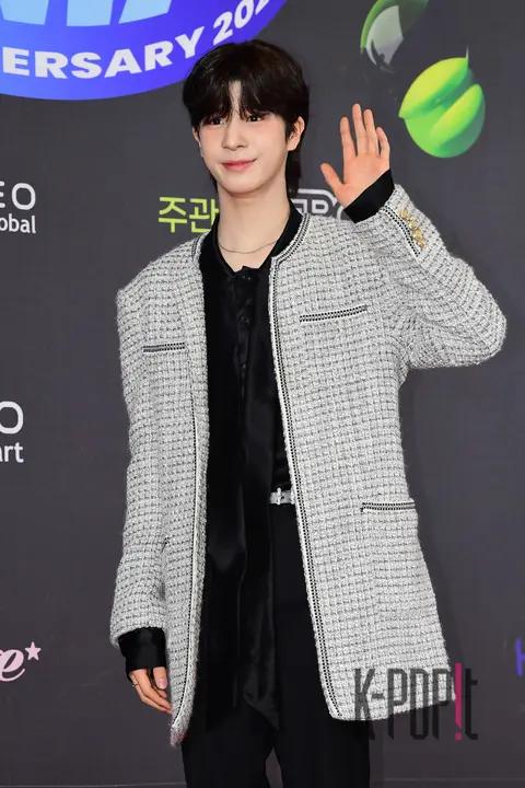 Jung Dong-won — Hanteo Music Awards