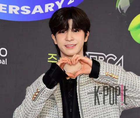 Jung Dong-won — Hanteo Music Awards