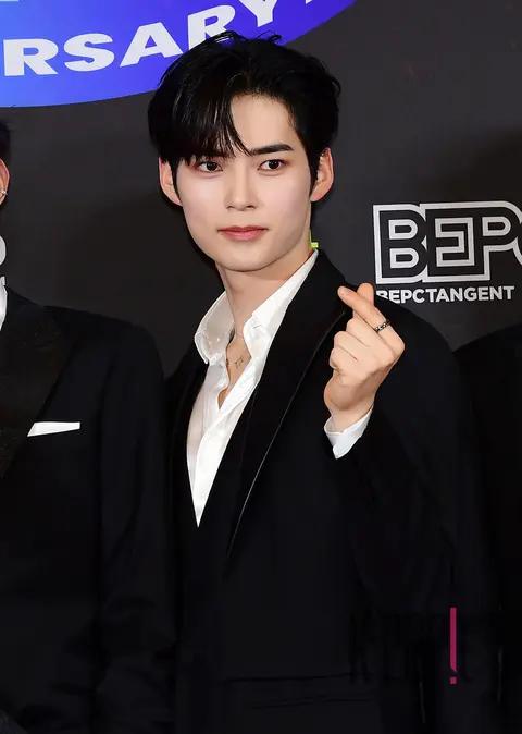 Sung Han-bin (ZEROBASEONE) — Hanteo Music Awards