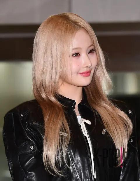 Belle (KISS OF LIFE) — Airport