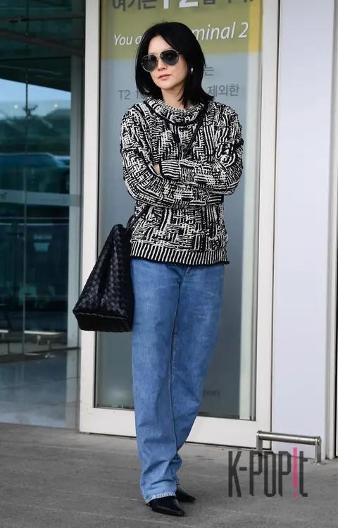Lee Young-ae — Airport