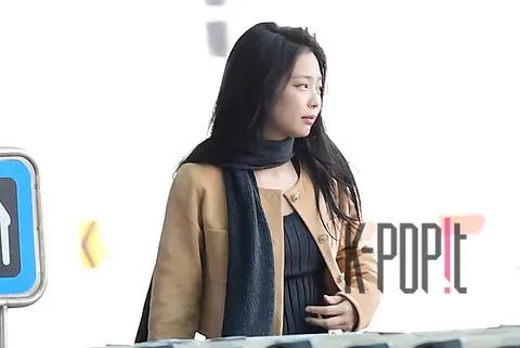 JENNIE (BLACKPINK) — Airport