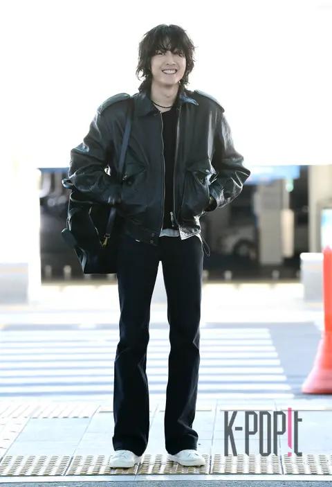 Lee Jong-won — Airport