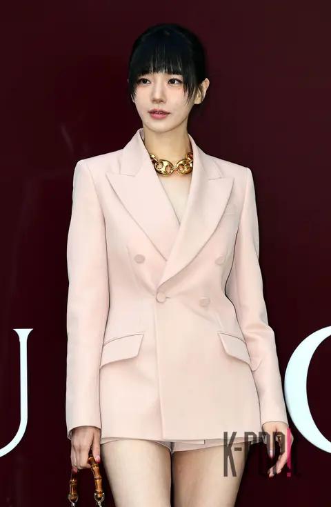Park Gyu-young — Launch