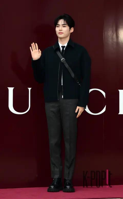 Sung Han-bin (ZEROBASEONE) — Launch