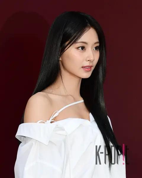 Tzuyu (TWICE) — Launch