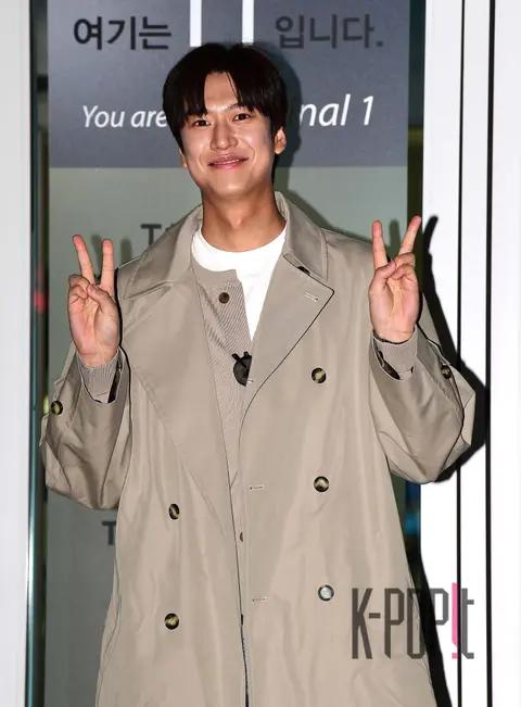 Na In-woo — Airport