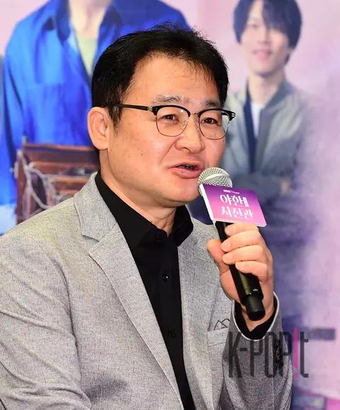 Director Song Hyeon-uk — Bold Photo Studio Production Briefing — 2024-03-11