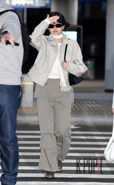 REI (IVE) — Airport