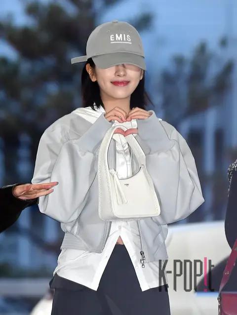 Ahn Yu-jin (IVE) — Airport