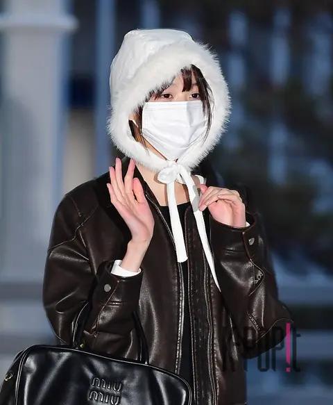 Jangwon-young (IVE) — Airport