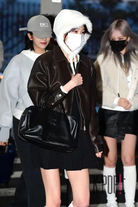 Jangwon-young (IVE) — Airport