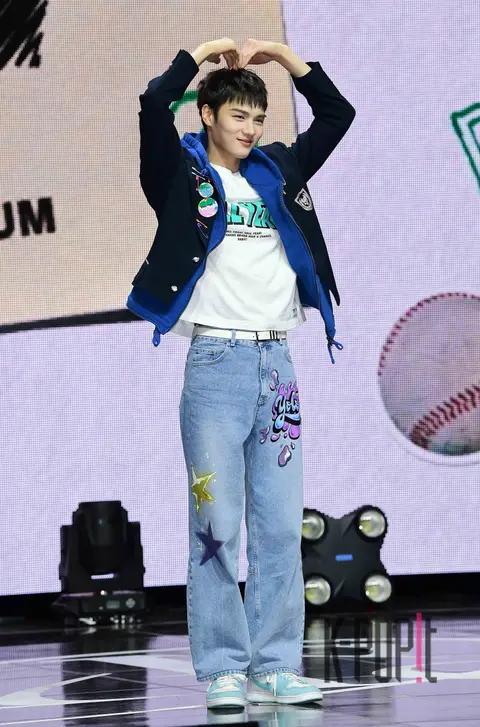 Lunate Ji-eun-ho — Showcase