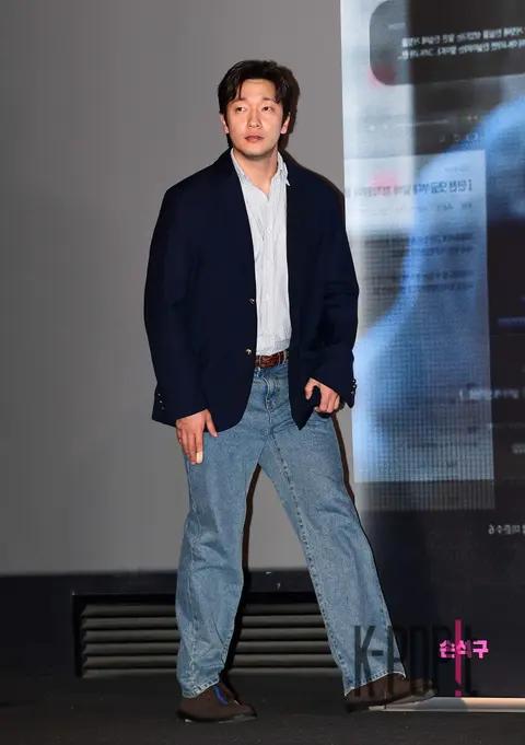 Son Seok-gu — Comment Brigade Press Screening