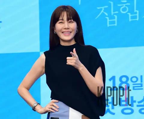 Kim Ha-neul — Let's Grab the Collar Once Production Briefing