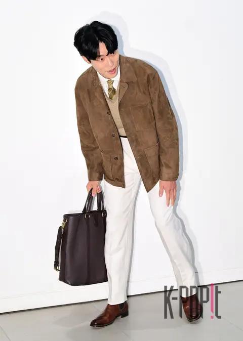 Ryu Jun-yeol — Launch