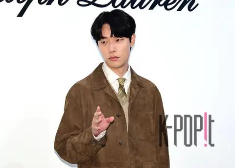 Ryu Jun-yeol — Launch