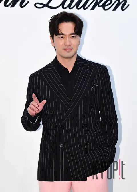 Lee Jin-wook — Launch