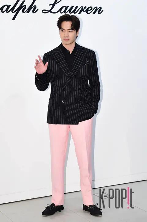 Lee Jin-wook — Launch