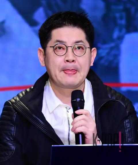 Hwang Sung-woo (CEO) — OMEGA X Press Conference