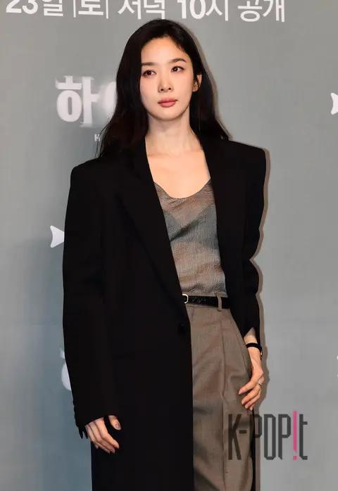 Lee Chung-ah — Hide Production Briefing