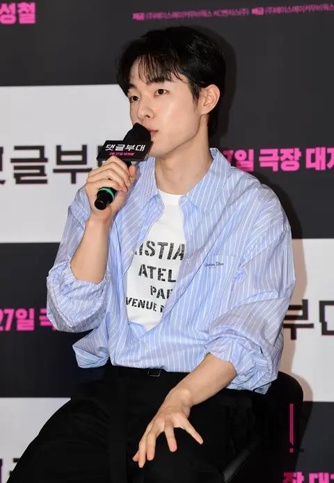 Kim Dong-hwi — Comment Army Showcase