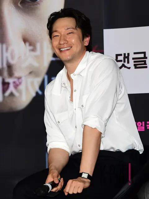 Son Seok-gu — Comment Army Showcase