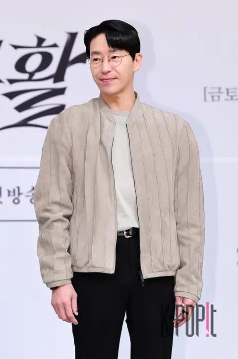 Eom Ki-joon — Seven of Revival Production Briefing