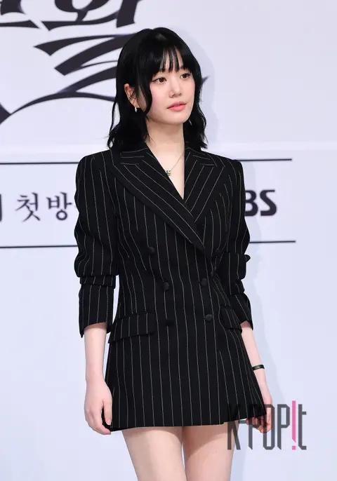 Lee Yu-bi — Seven of Revival Production Briefing