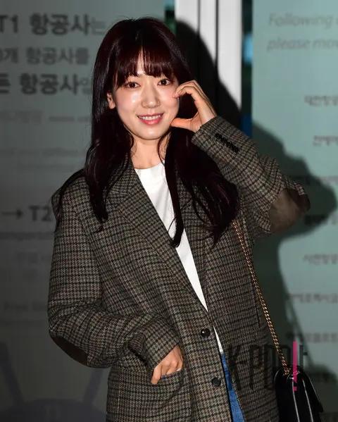 Park Shin-hye — Airport