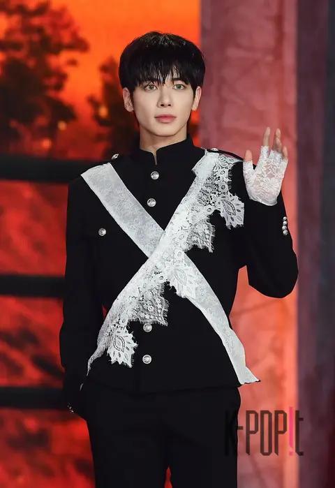 Taehyun (TXT) — Showcase