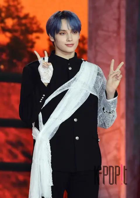 Hueningkai (TXT) — Showcase