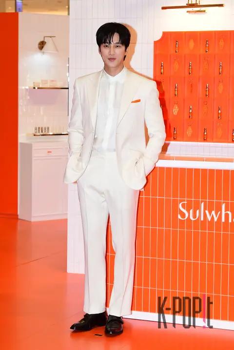 Ahn Bo-hyun — Launch