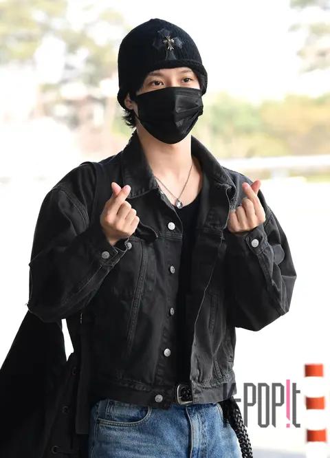 Taemin (SHINee) — Airport