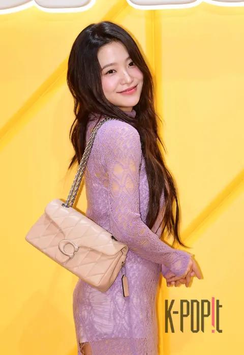 Yeri (Red Velvet) — Launch