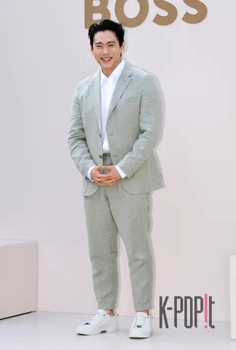 Yu Tae-o — Launch