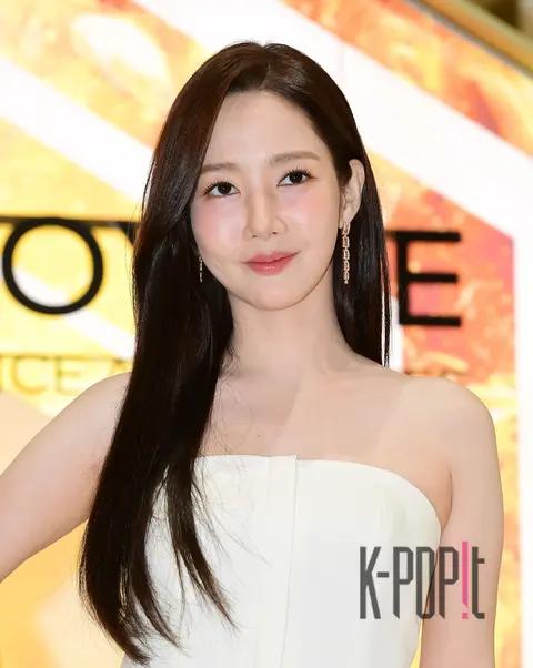 Park Min-young — Launch