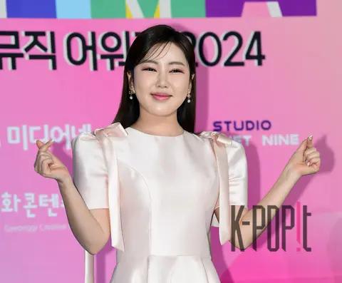 Song Ga-in — Trot Music Awards