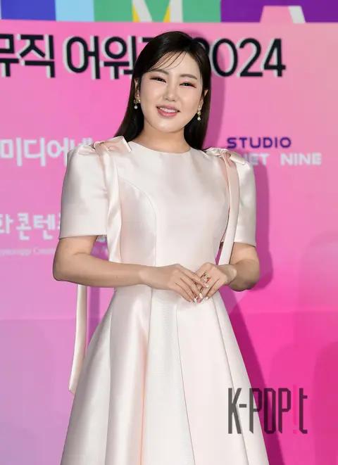 Song Ga-in — Trot Music Awards