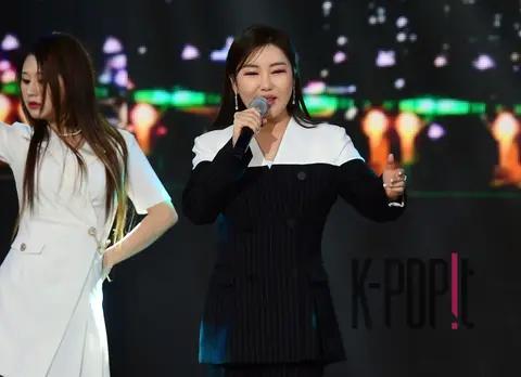 Song Ga-in — Trot Music Awards