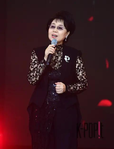 Shim Soo-bong — Trot Music Awards