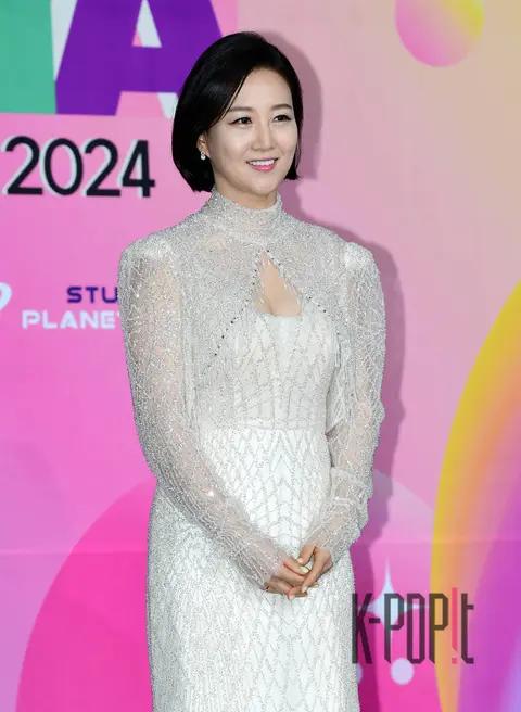 Jang Yun-jeong — Trot Music Awards