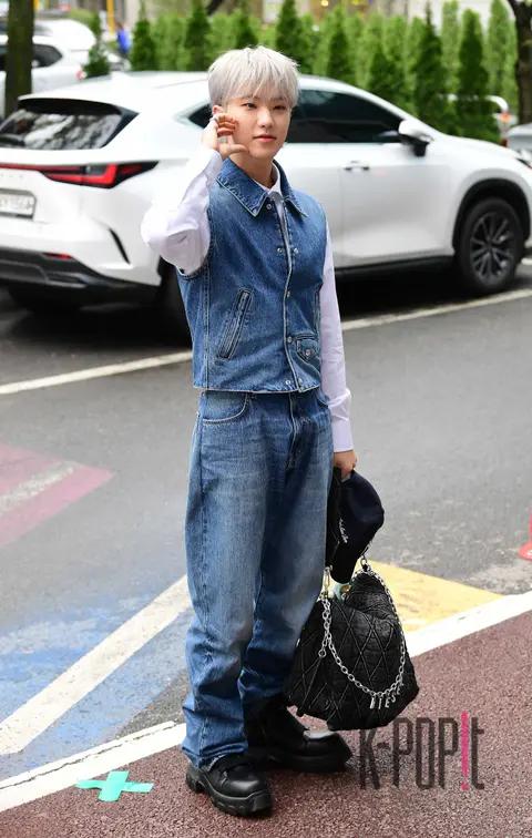 Hoshi (SEVENTEEN) — SYNCHROYOU Arrival