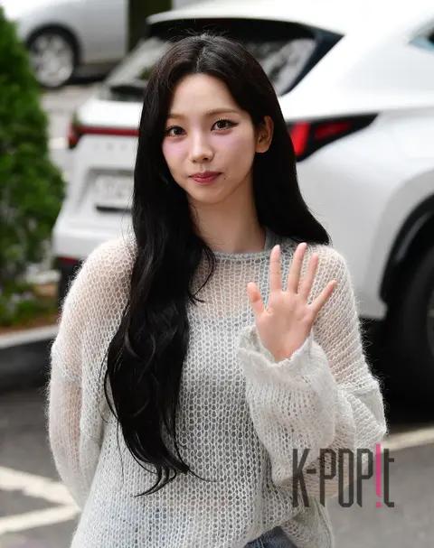 Karina — SYNCHROYOU Arrival