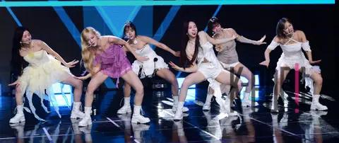 B-WAVE — Showcase
